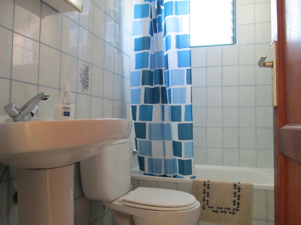 La Palma Hostel By Pension Central فوينكالينتي دي لا بالما الغرفة الصورة